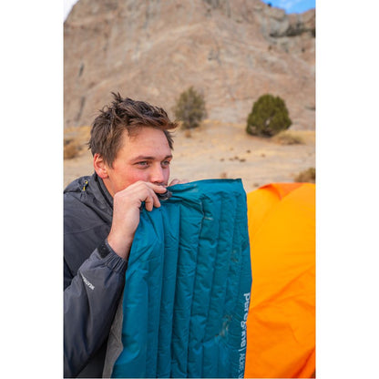 Peregrine Outfitters Aerie Ultralight Primaloft inflatable sleeping pad inflating
