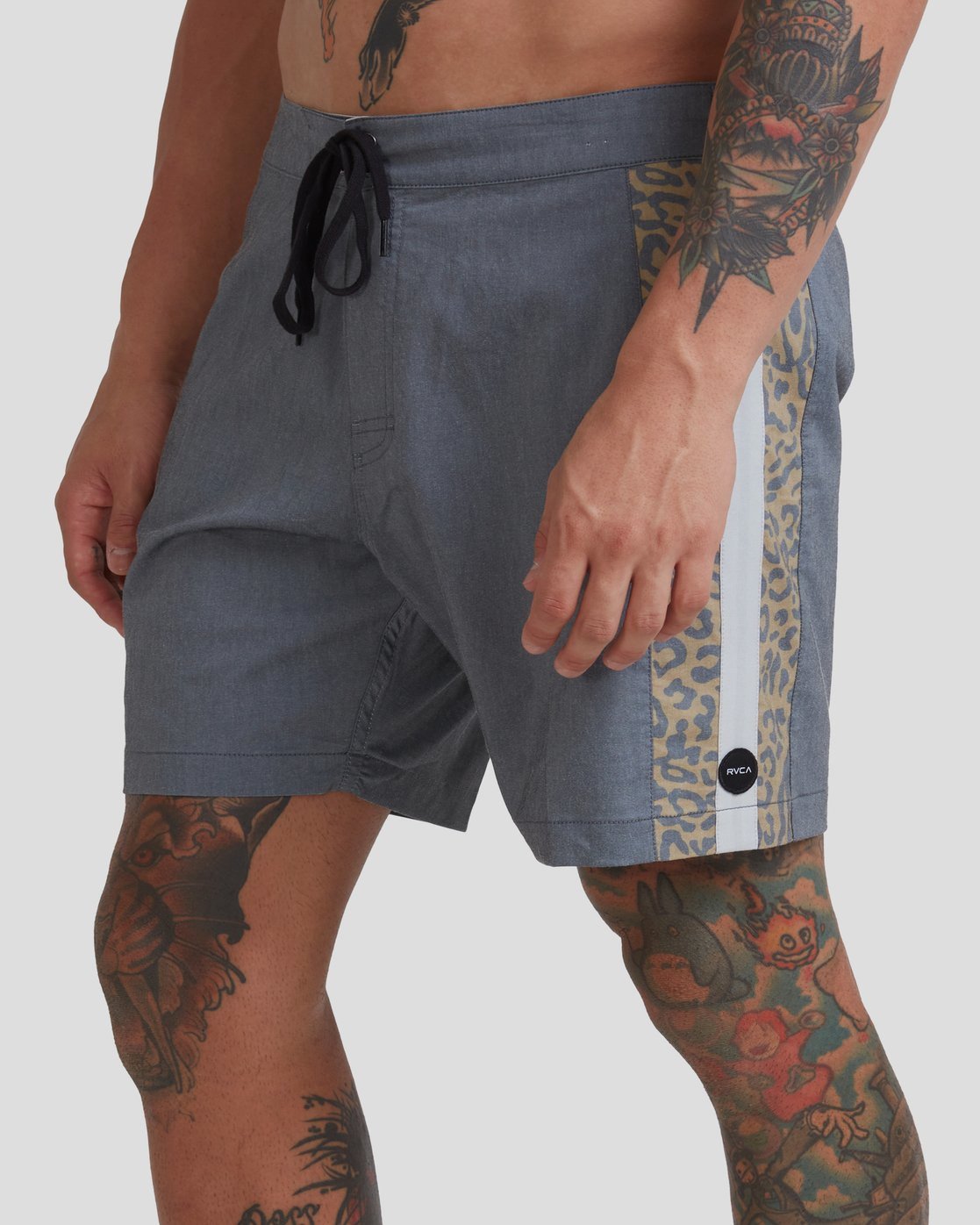 RVCA Men's Stray Trunk 17" Boardshort