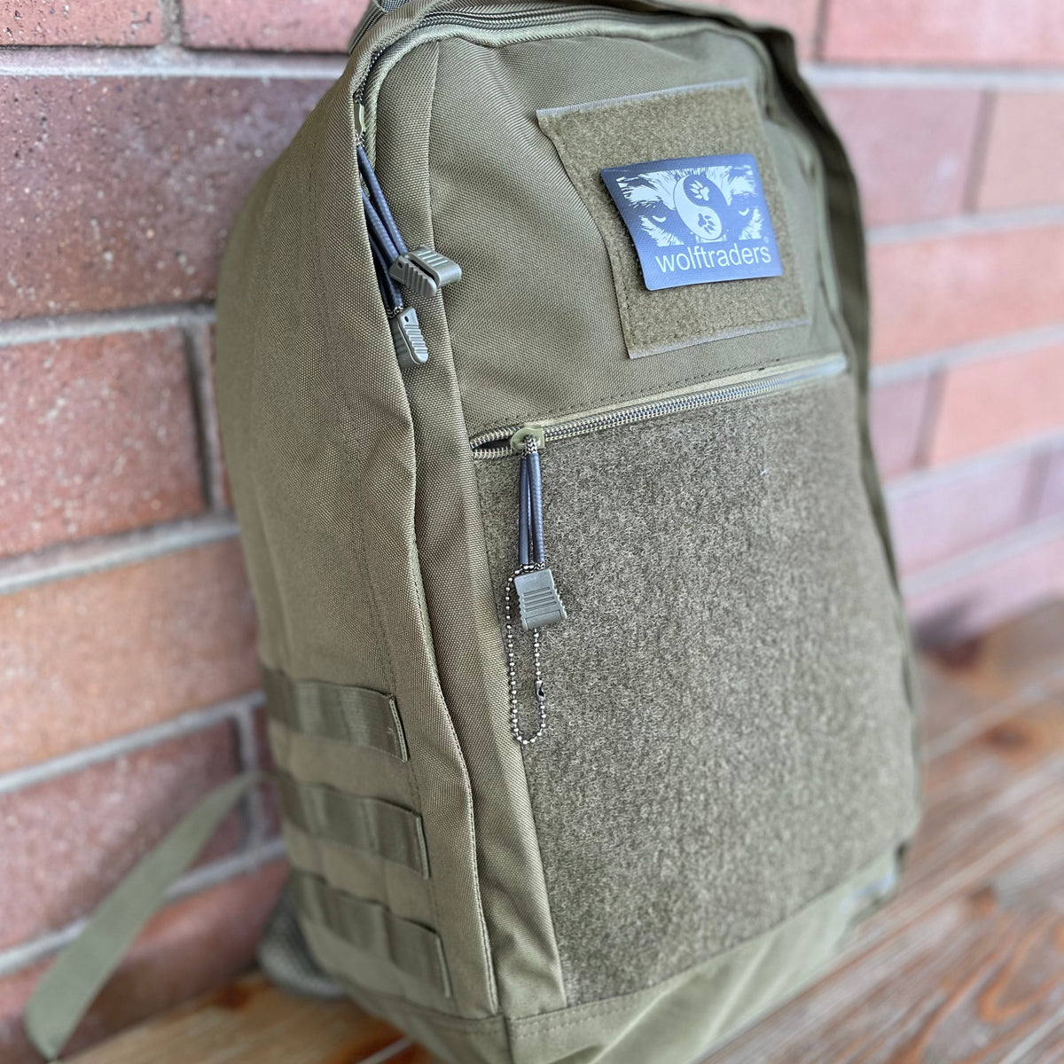 Wolftraders CasualWolf 20-Liter Tactical Day Backpack od green molle side front 