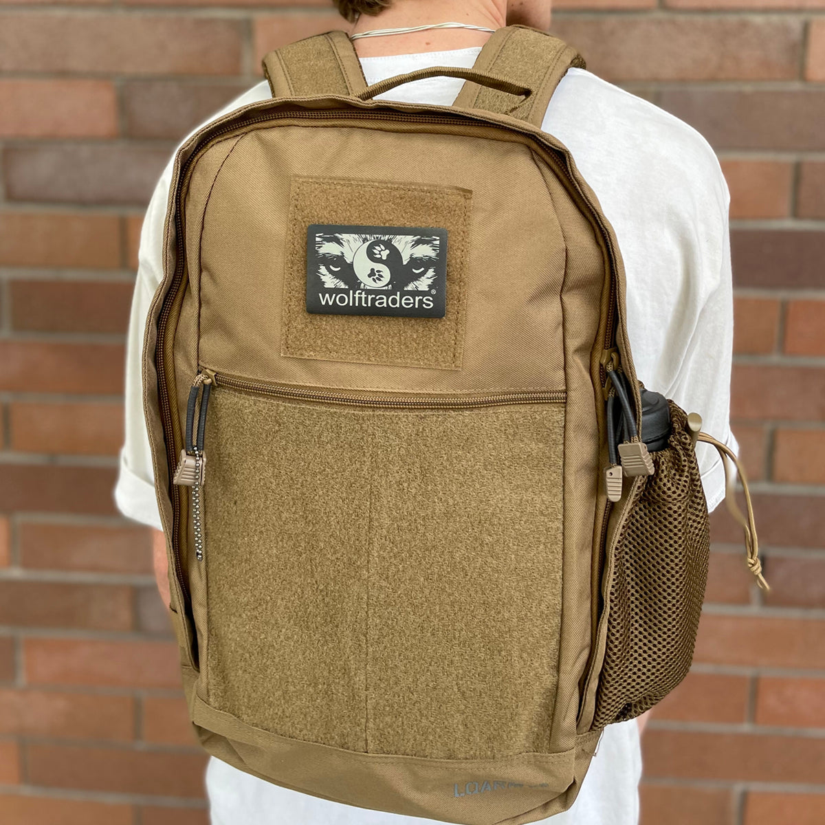 Wolftraders CasualWolf 20-Liter Tactical Day Backpack coyote tan model main